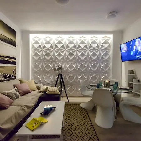 Skyloft - Location & Private Roof Garden Διαμέρισμα Καλαμάτα