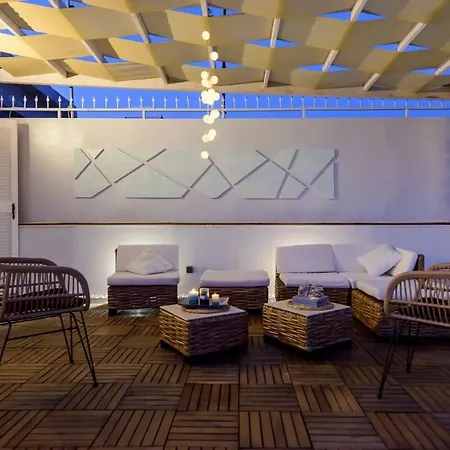 Apartment Skyloft - Location & Private Roof Garden *